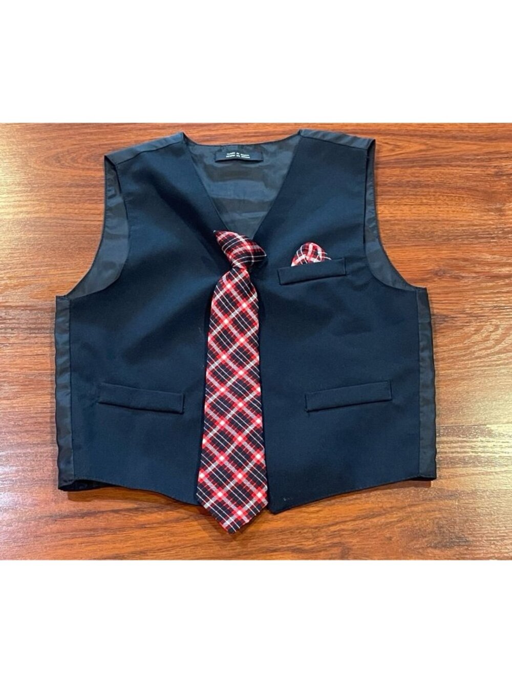 BLUE VEST AND TIE SIZE 5